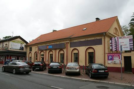 Uhrines Synagogue building today used as a paint store.